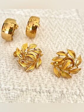 Napier Clip On Earrings Set Wreath + Hoop Gold Tone Vintage